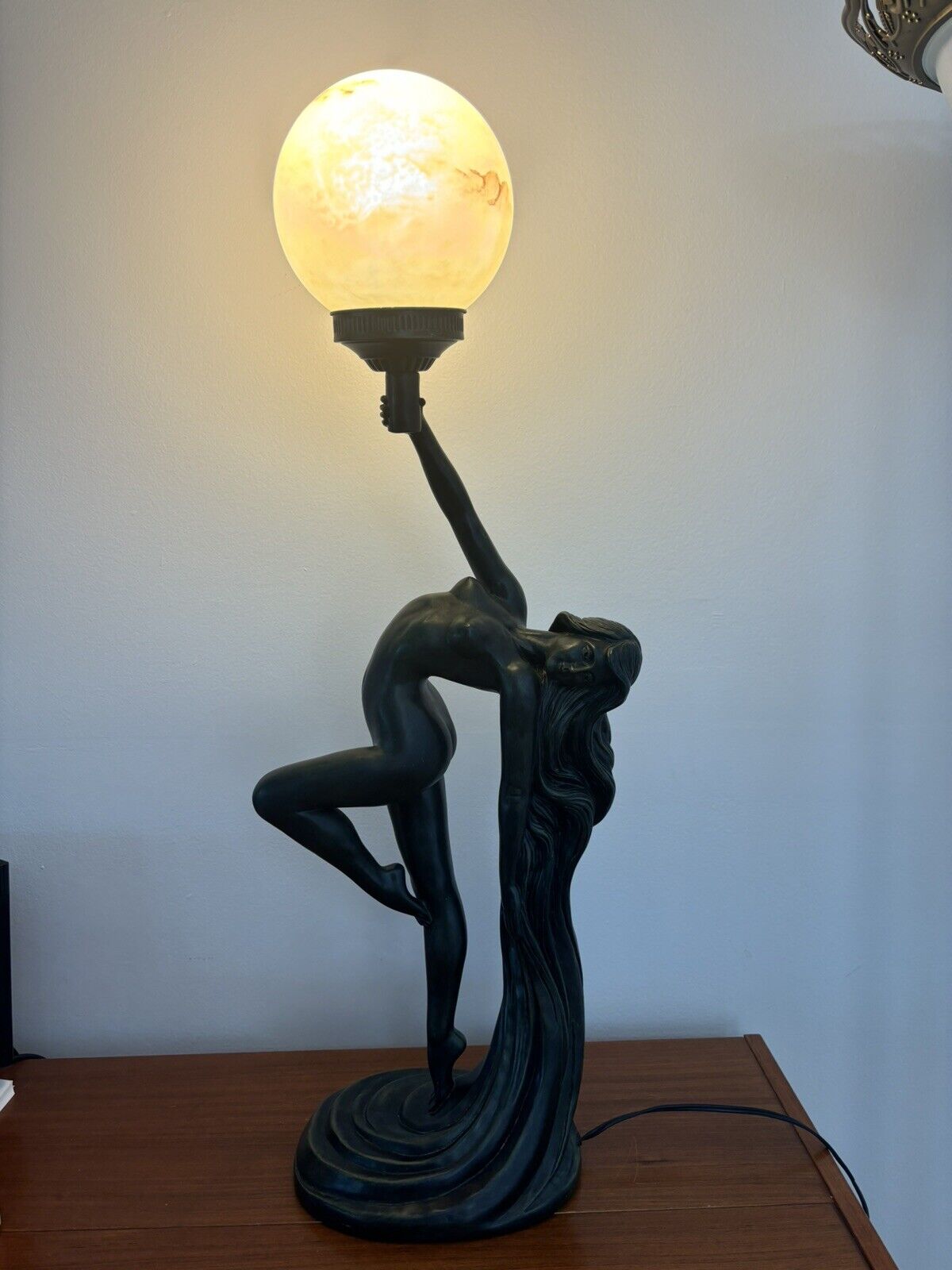 Art Deco Nude Lady Woman Holding Globe Erotica Figural Accent table Lamp 30”