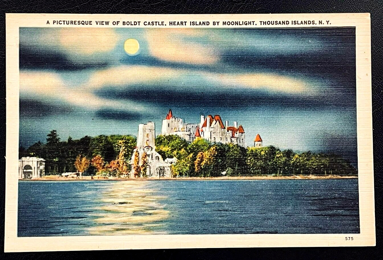 Thousand Islands New York Boldt Castle Thousand Islands Vintage Unused Postcard