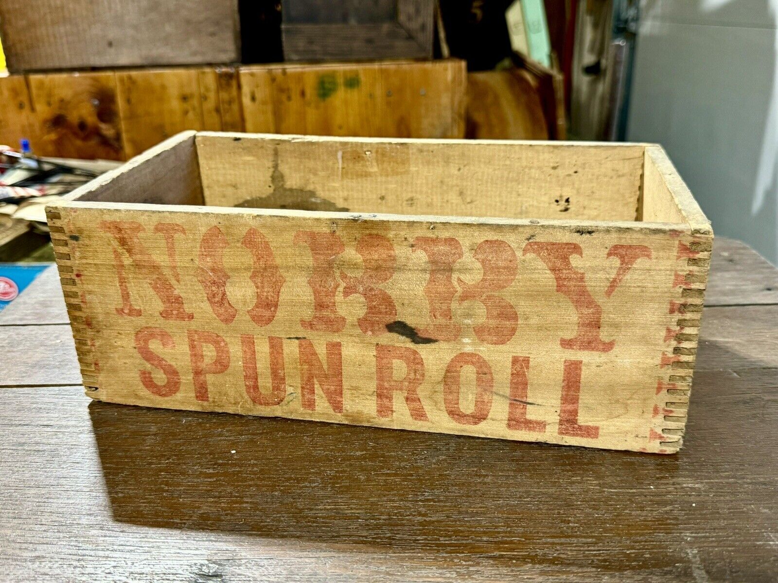 ANTIQUE Nobby Spun Roll TOBACCO WOOD BOX WOODEN Primitive