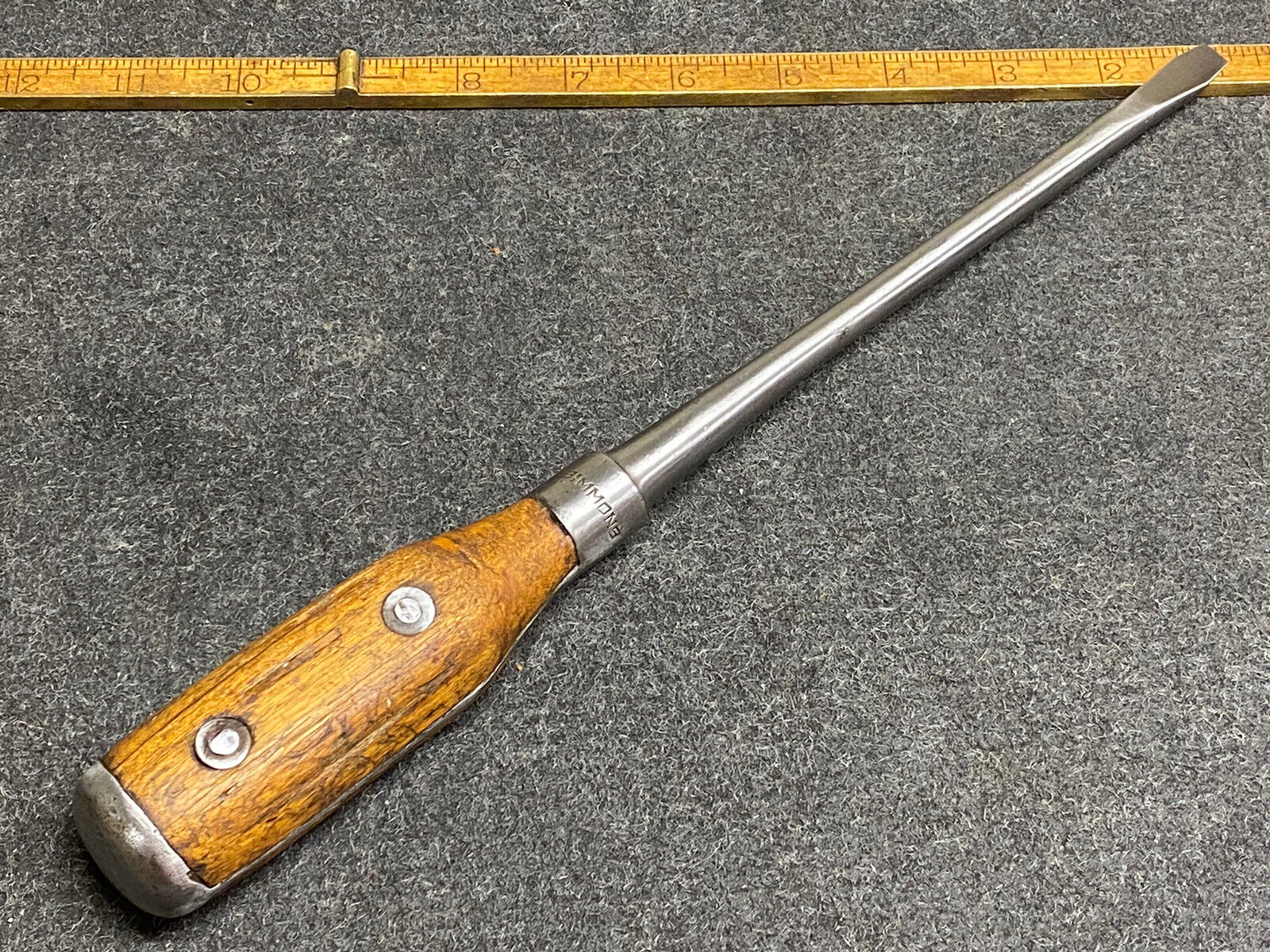 Vintage Simmons Hardware Perfect Handle Slotted Screwdriver 12-1/2” USA 