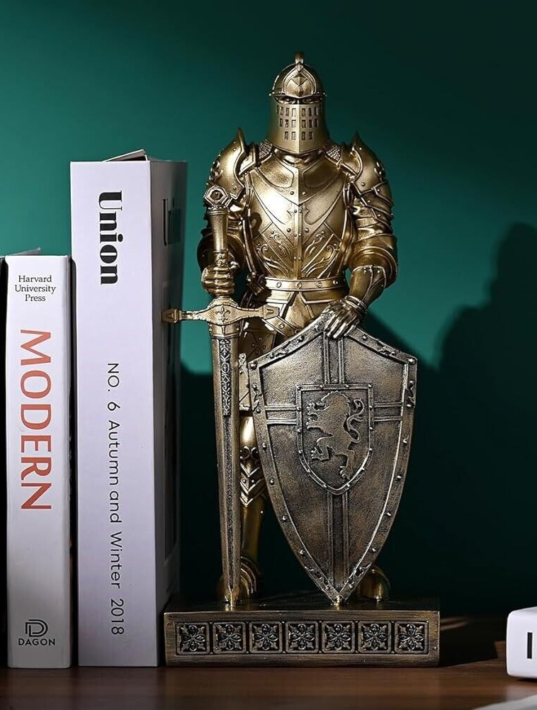 Desktop Accessories Statue Medieval Knight Ornament Paperweight for Office Decor