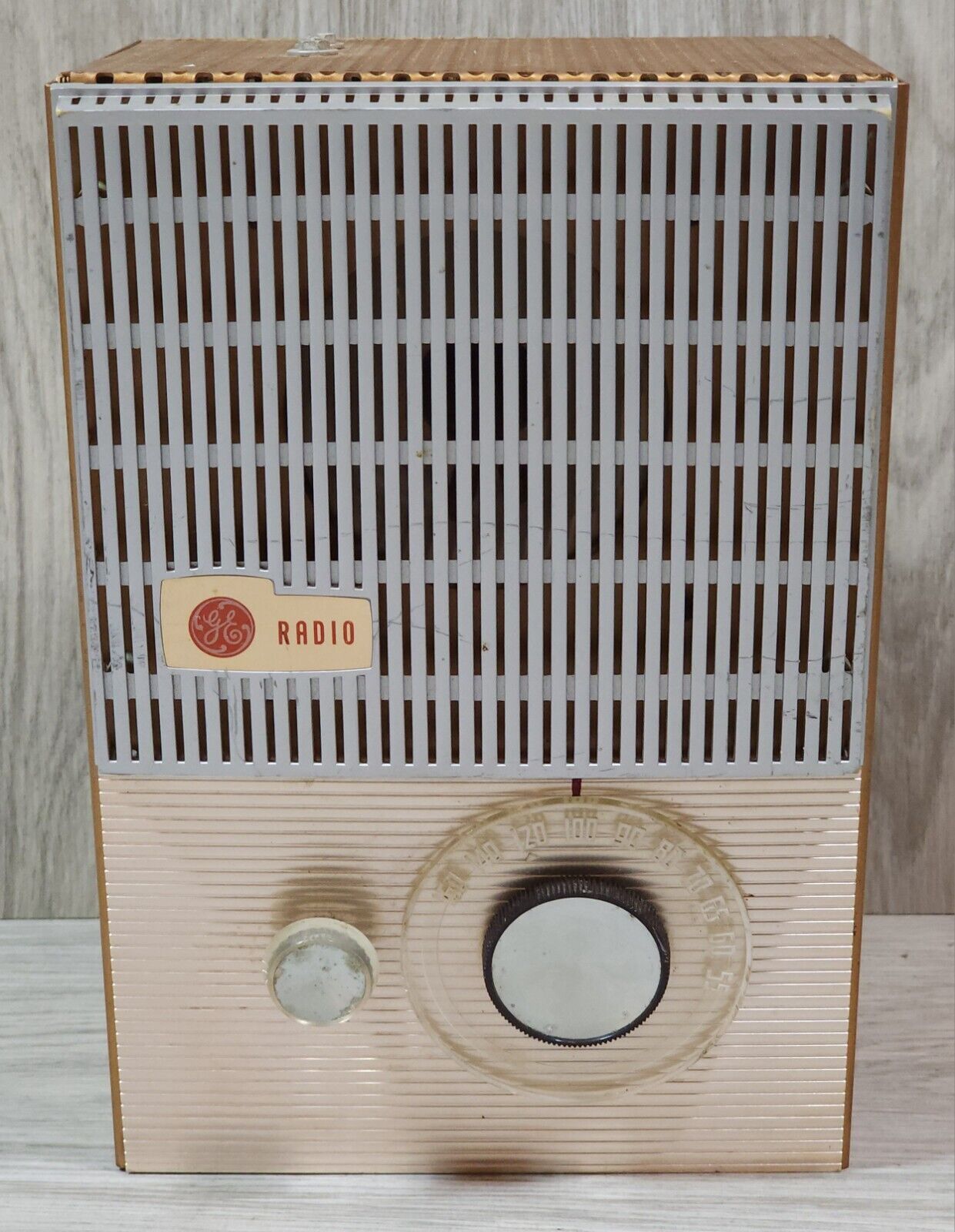 General Electric Tube Radio 495 AM GE Vintage 1950s Mid Century - TESTED -