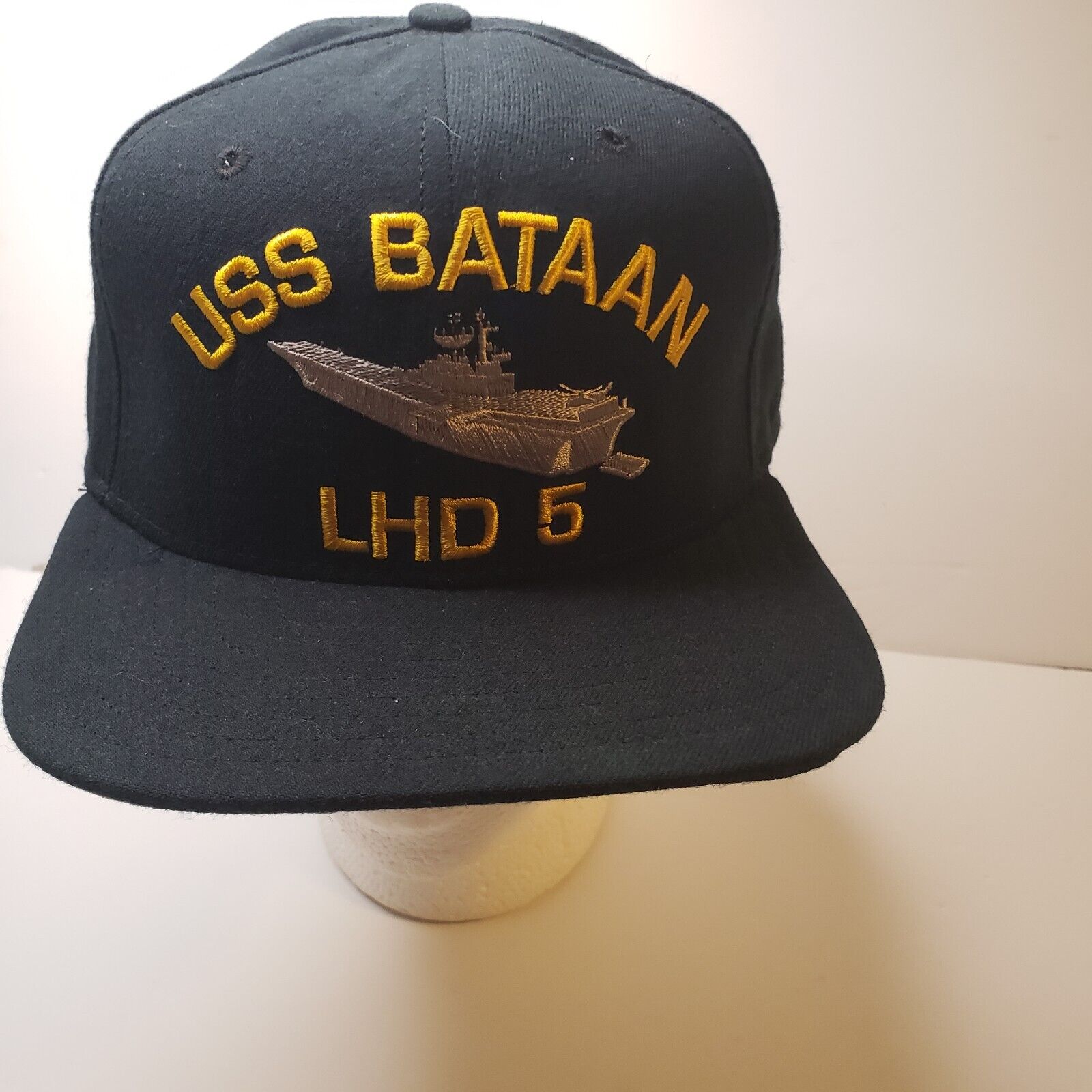 Vintage USS Bataan LHD 5 Amphibious Assault Ship Navy Hat Blue New Era Snapback