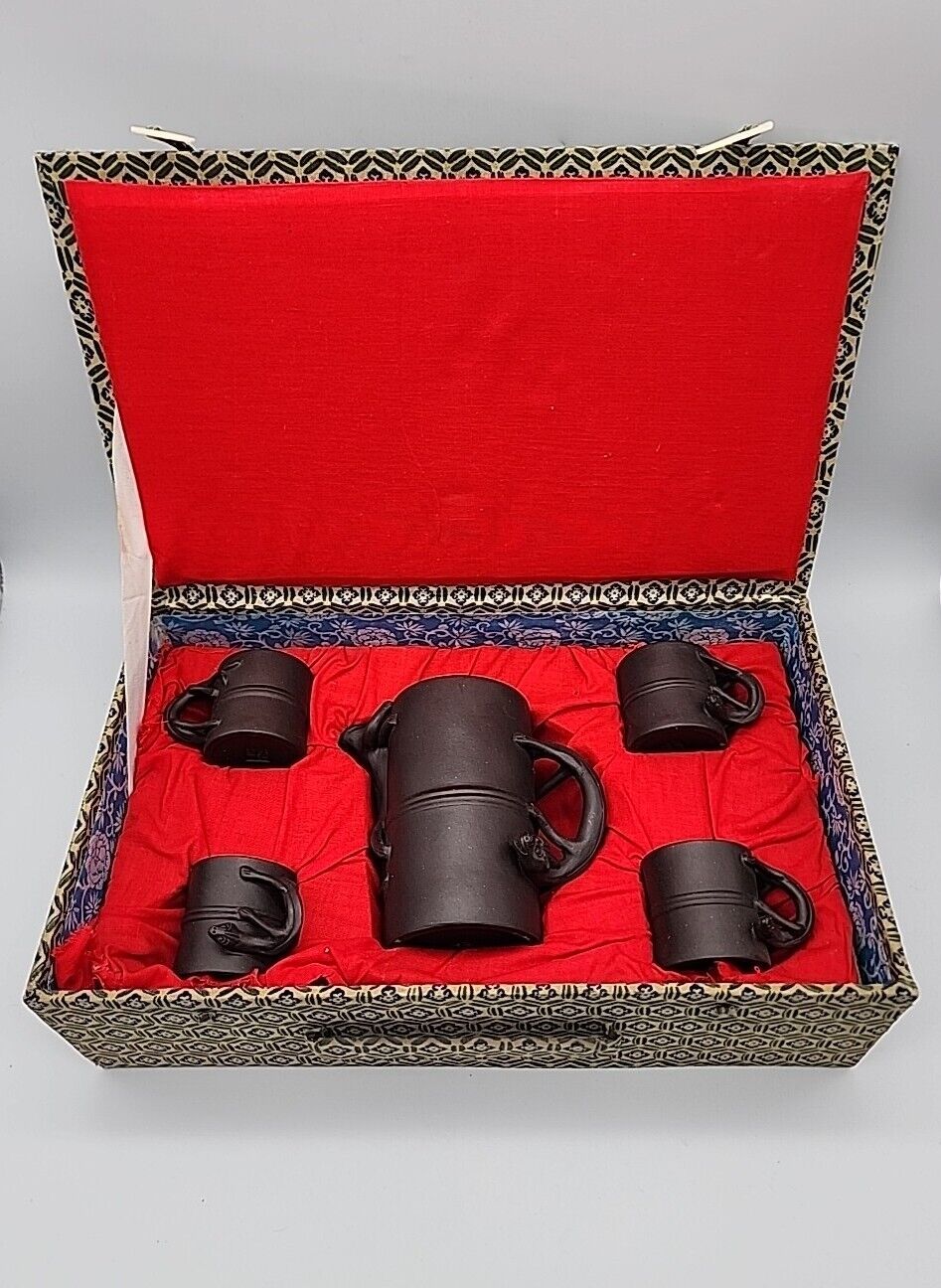Yixing Brown Clay Teapot Set in Box Jiangsu Province Dragon Oriental Tea 4 Cups