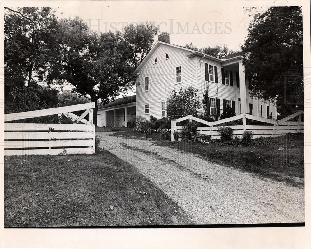 1971 Press Photo Farmington Township home - dfpb78389