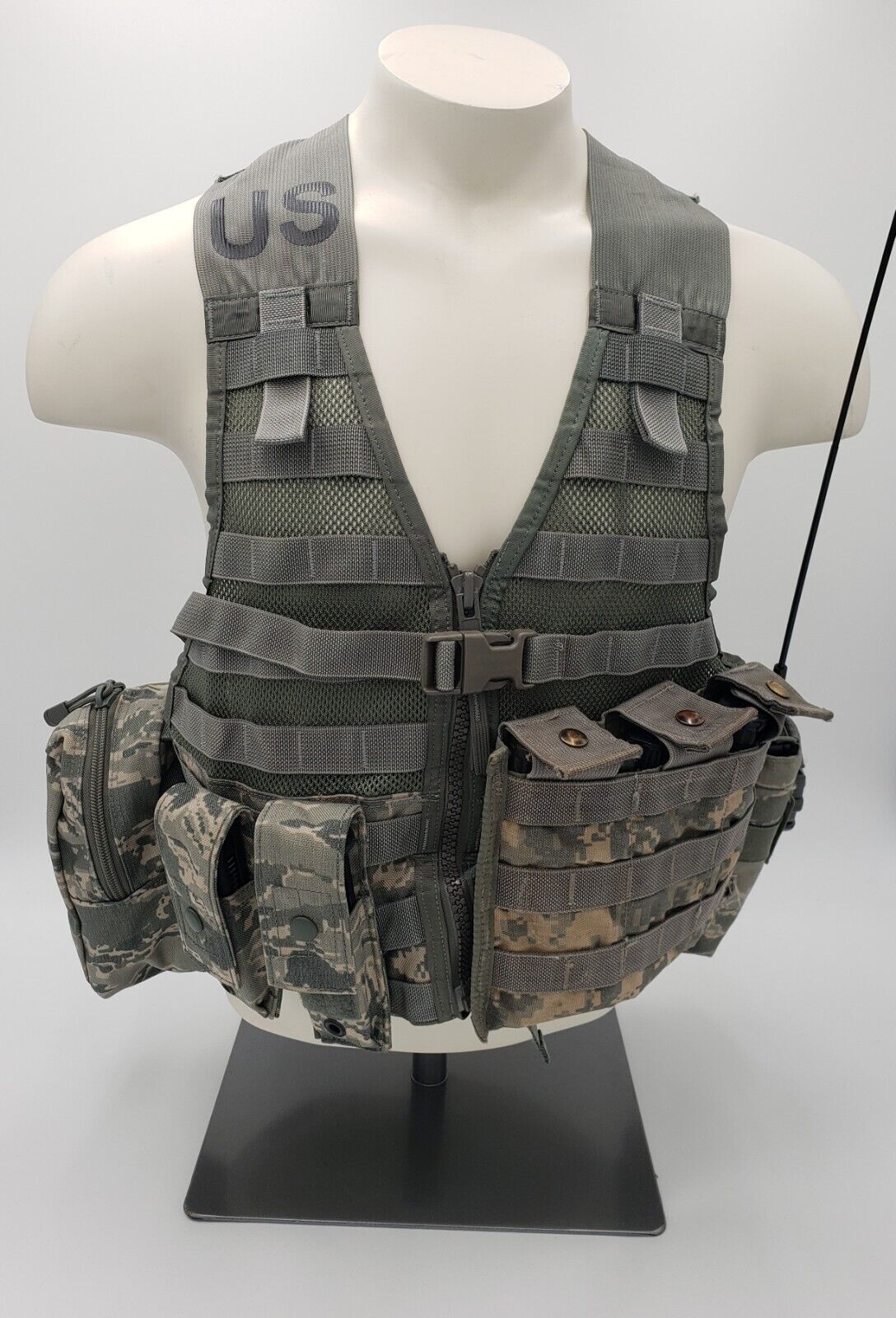 SURVIVAL GEAR 7 Piece Tactical Vest, Chest Rig, Mag Pouches, First Aid Kit USGI