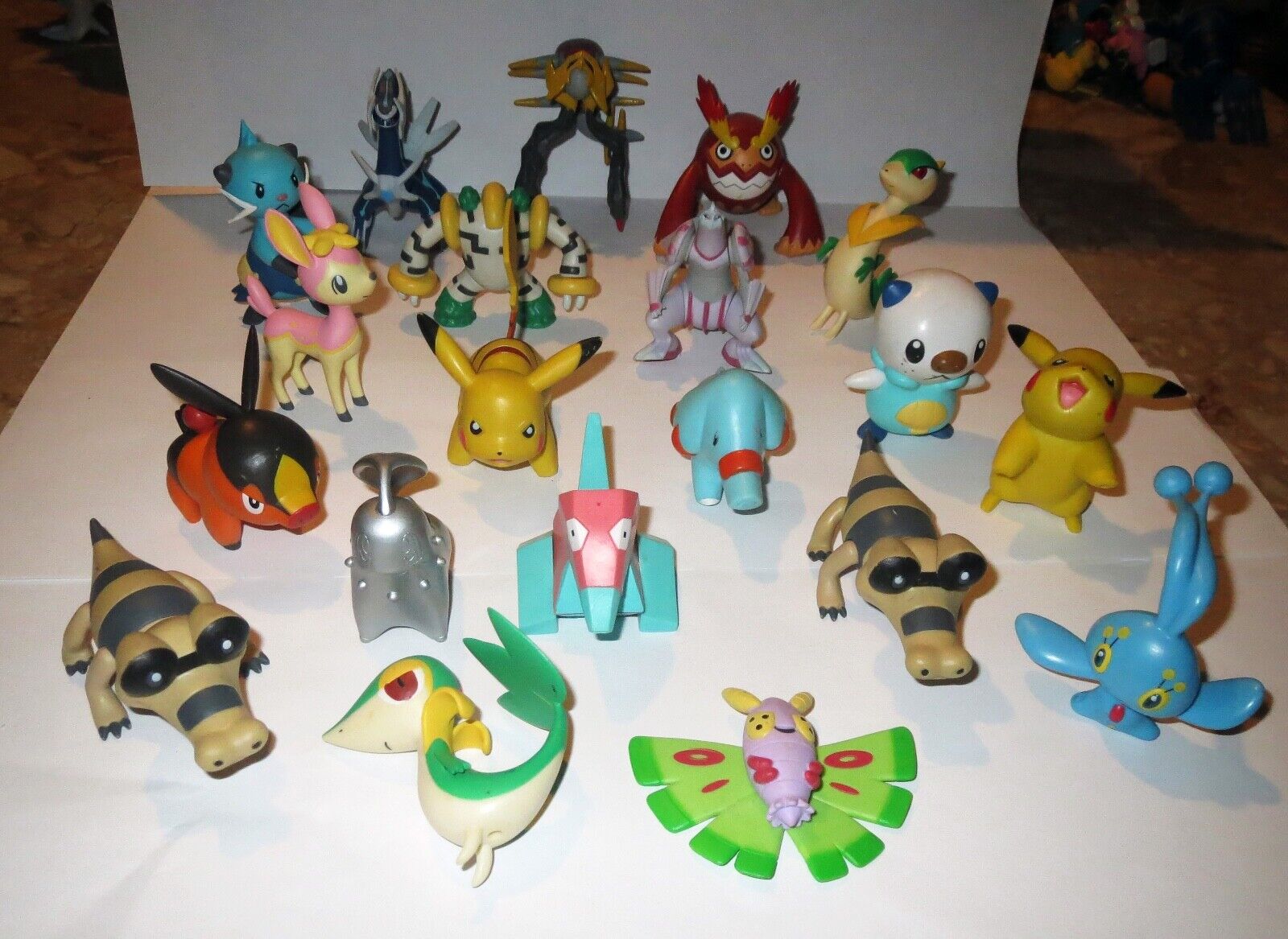 Early Pokemon LARGE LOT - JAKKS NINTENDO FIGURE Collection Pickachu Monster