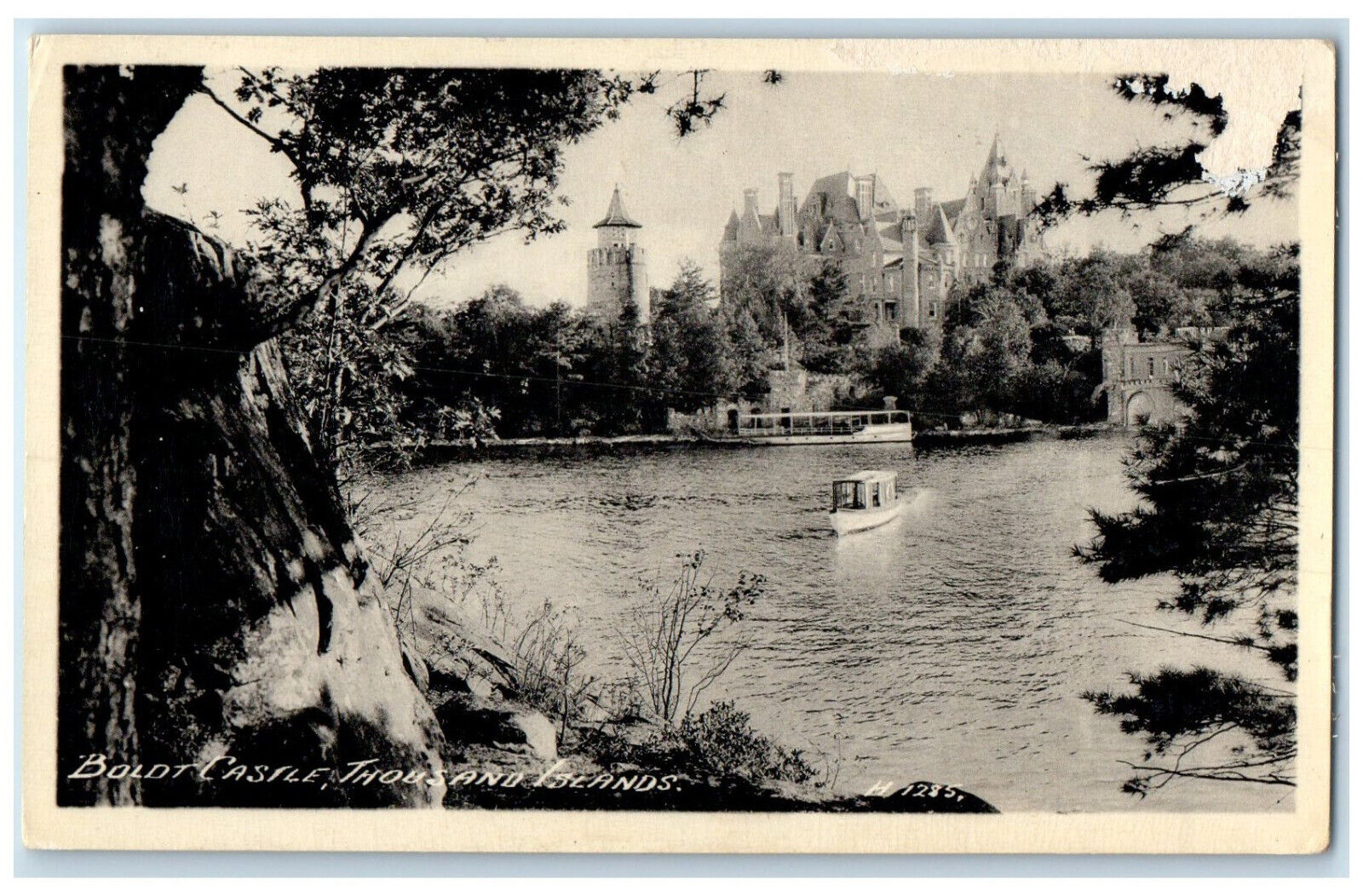 c1940\'s Boldt Castle Thousand Islands Canada Vintage Unposted Postcard