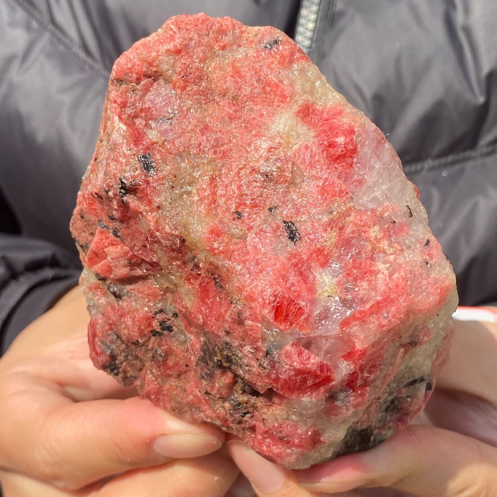 680g Amazing nature pink Rhodonite raw crystal mineral specimens