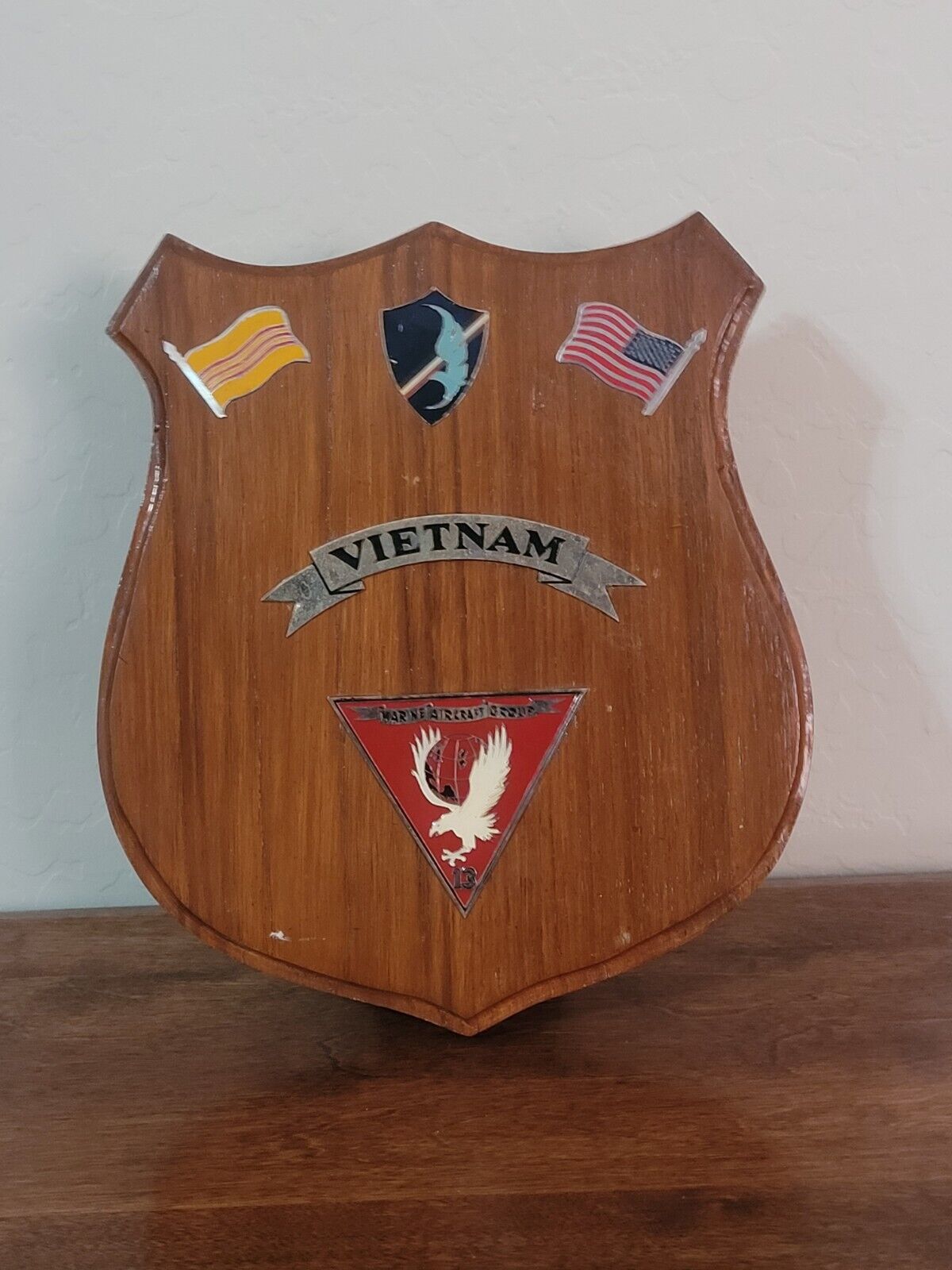 RARE VINTAGE VIETNAM ERA USMC Marine Aircraft Group 13 (MAG 13) WOOD PLAQUE