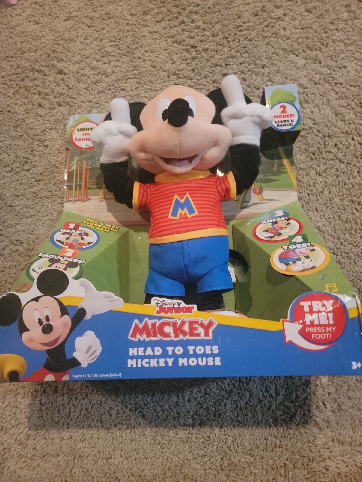 Disney Junior Mickey Mouse Head to Toes Mickey Mouse Feature Plush, NEW (BB)