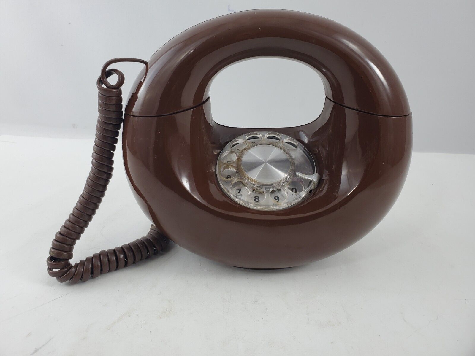 Vintage Western Electric Brown Sculptura Round Donut Phone Rotary Telephone