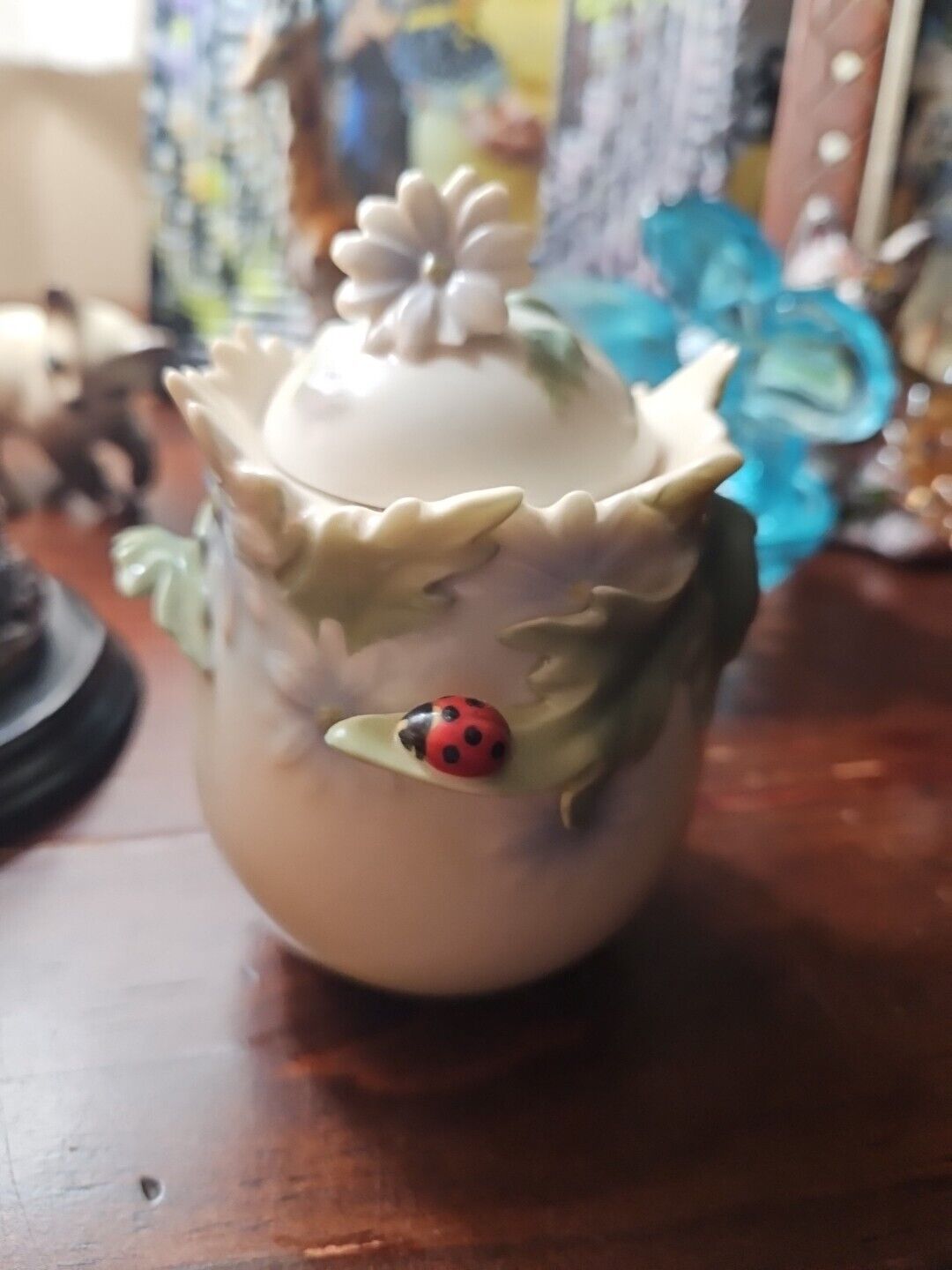 Franz Porcelain Ladybug & Daisies Sugar Bowl With Lid EUC  FZ00401