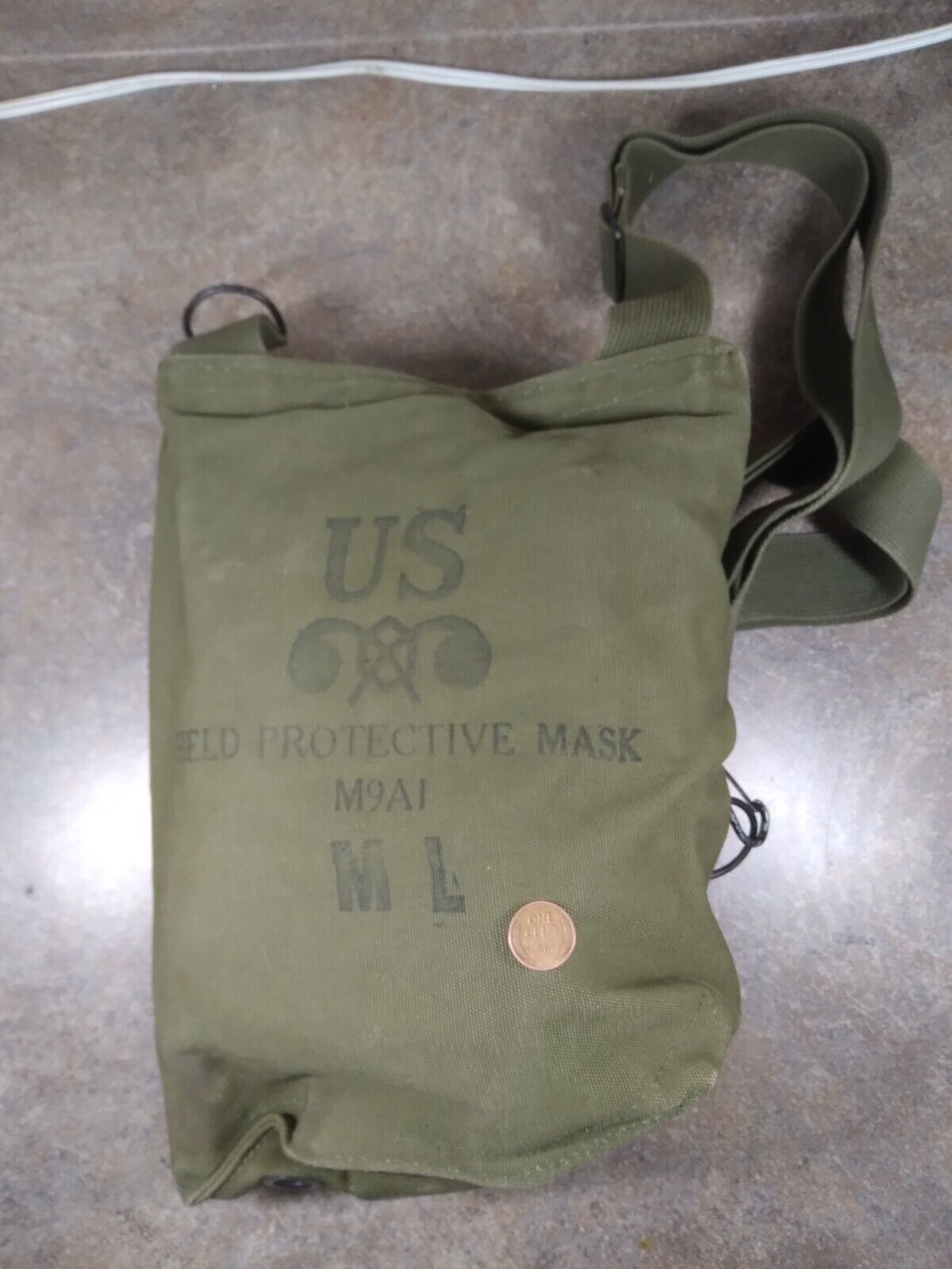 Vintage Korean / Vietnam War US Army M9A1 Gas Mask With Canvas Bag BS-248-8547