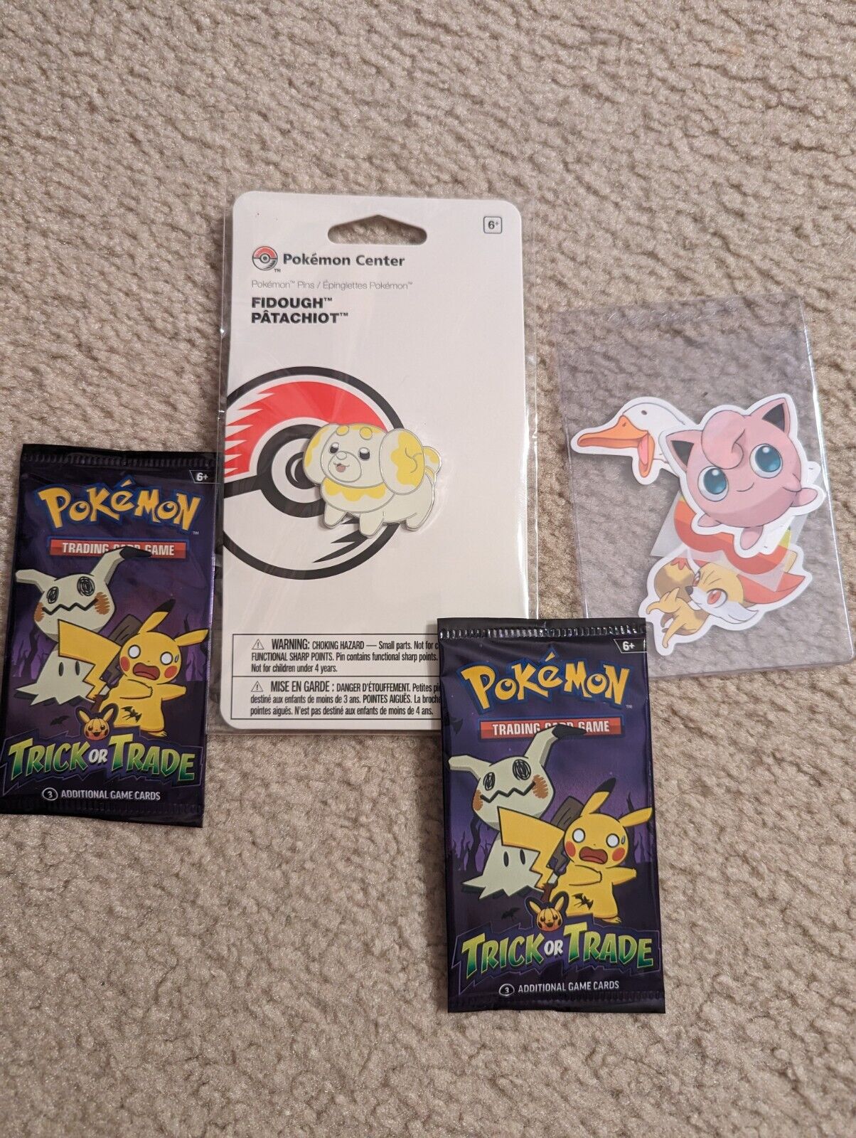 Pokemon Fidough Enamel Pin Large + Cards And Stickers Lot New