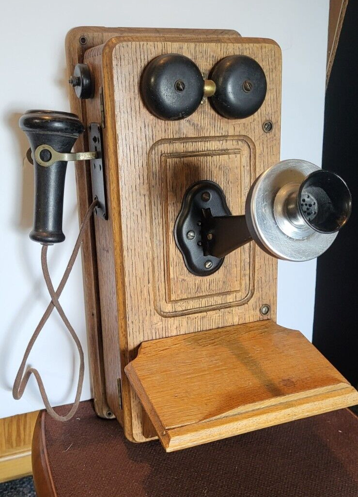 Antique Oak Wall Telephone