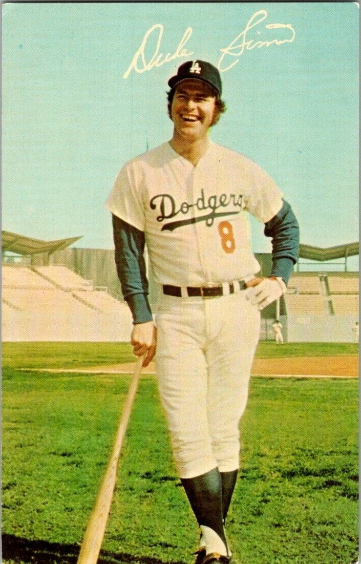 1970\'S. DUKE SIMS. LOS ANGELES DODGERS BASEBALL. POSTCARD. JJ12