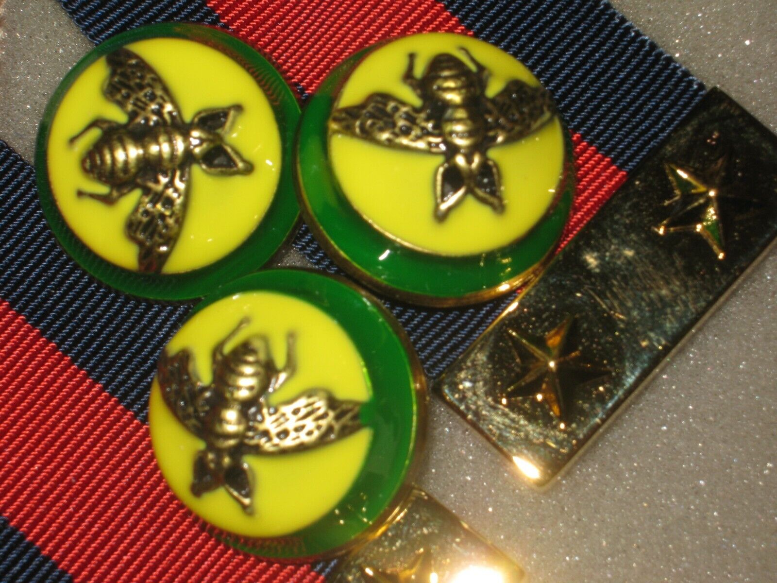 Gucci 3 buttons green yellow bees 23 mm dome BUTTON THIS IS FOR three