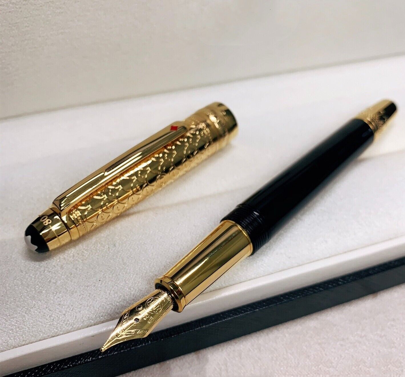 Luxury 145 Metal ATW 80 days Series Black  + Gold Clip M nib Fountain Pen