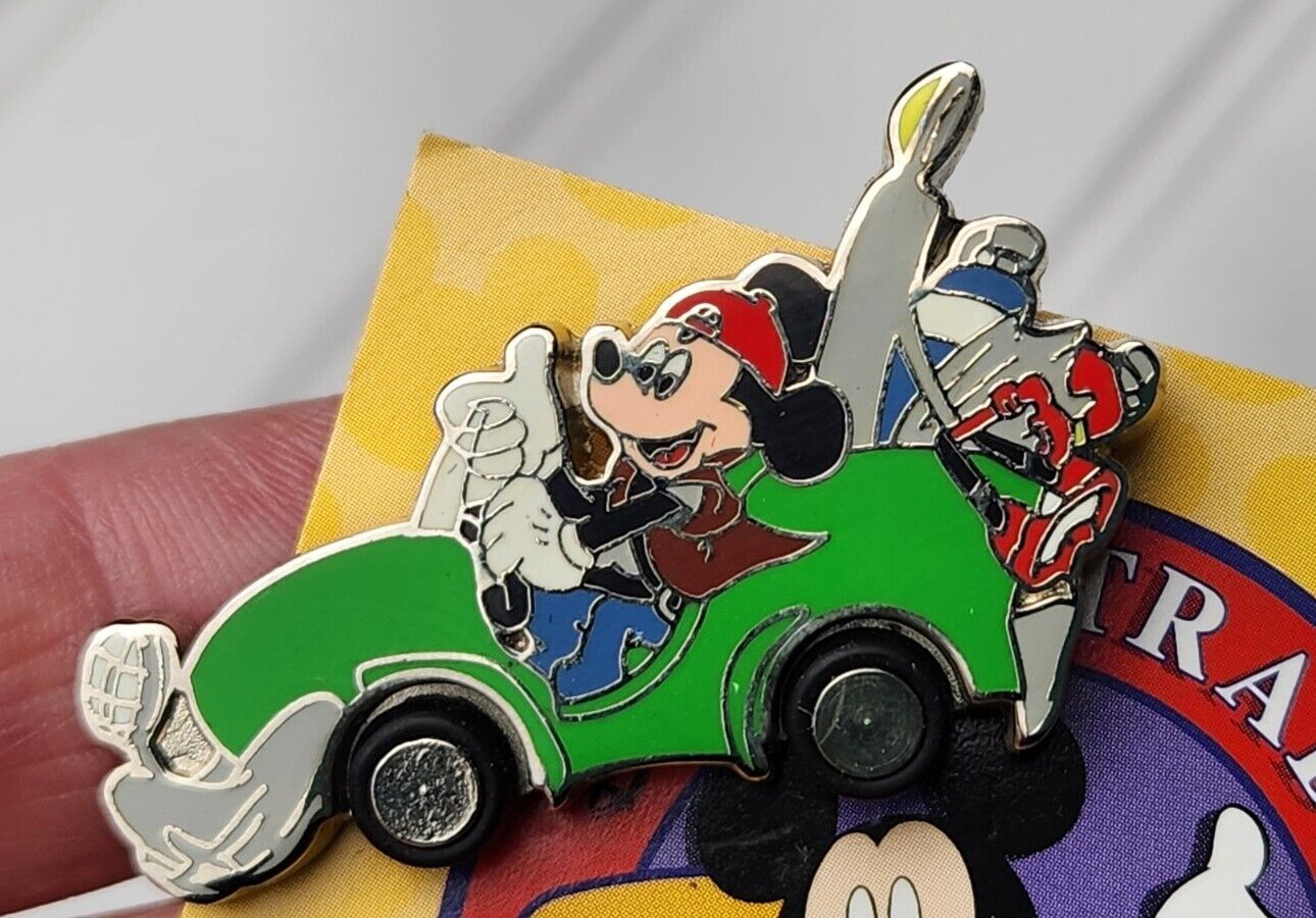 Mulholland Drive Mickey In Vacation Loaded Green Convertible Disney DCA Pin 8438