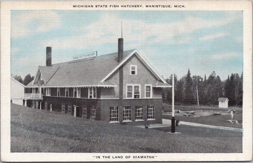 Manistique, Michigan Postcard 