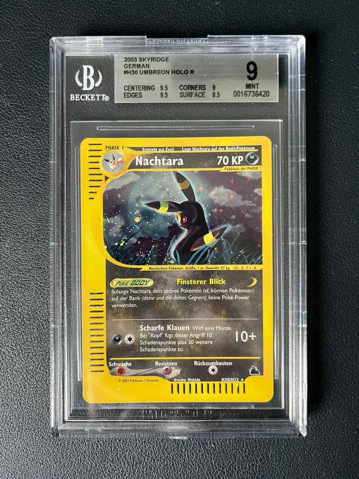 Pokemon Card Umbreon Nachtara H30/32 Skyridge Holo BGS 9 Mint Strong Subgrades