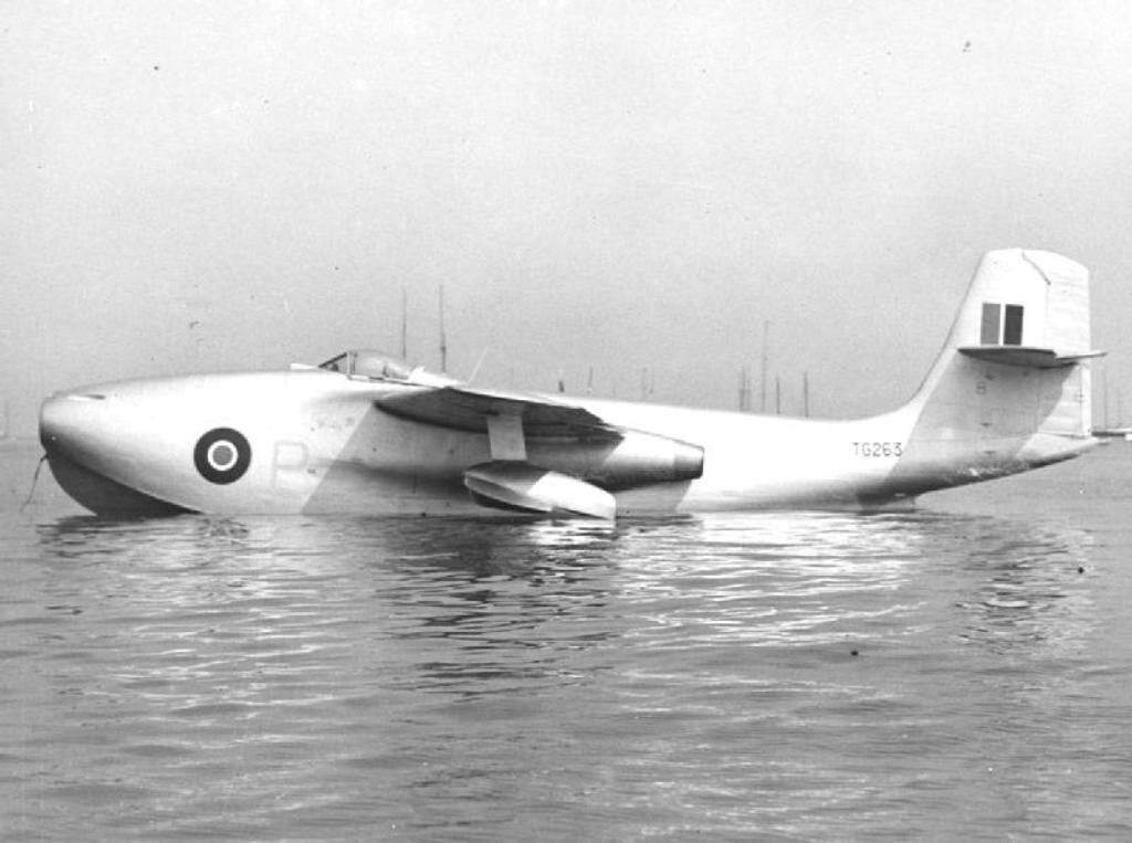 Saunders-Roe SR.A/1 Flying Boat Aircraft Mahogany Kiln Dry Wood Model Small New