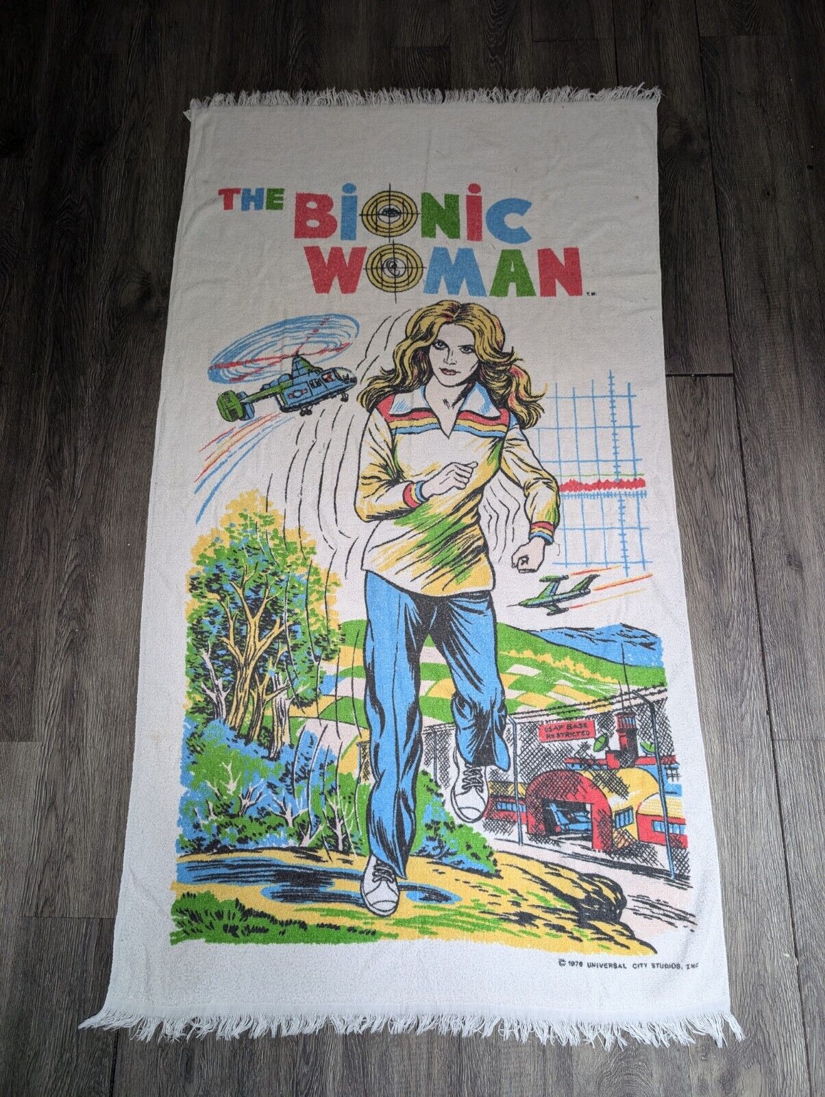 Bionic Woman Beach Towel Vintage 1976 31x55”