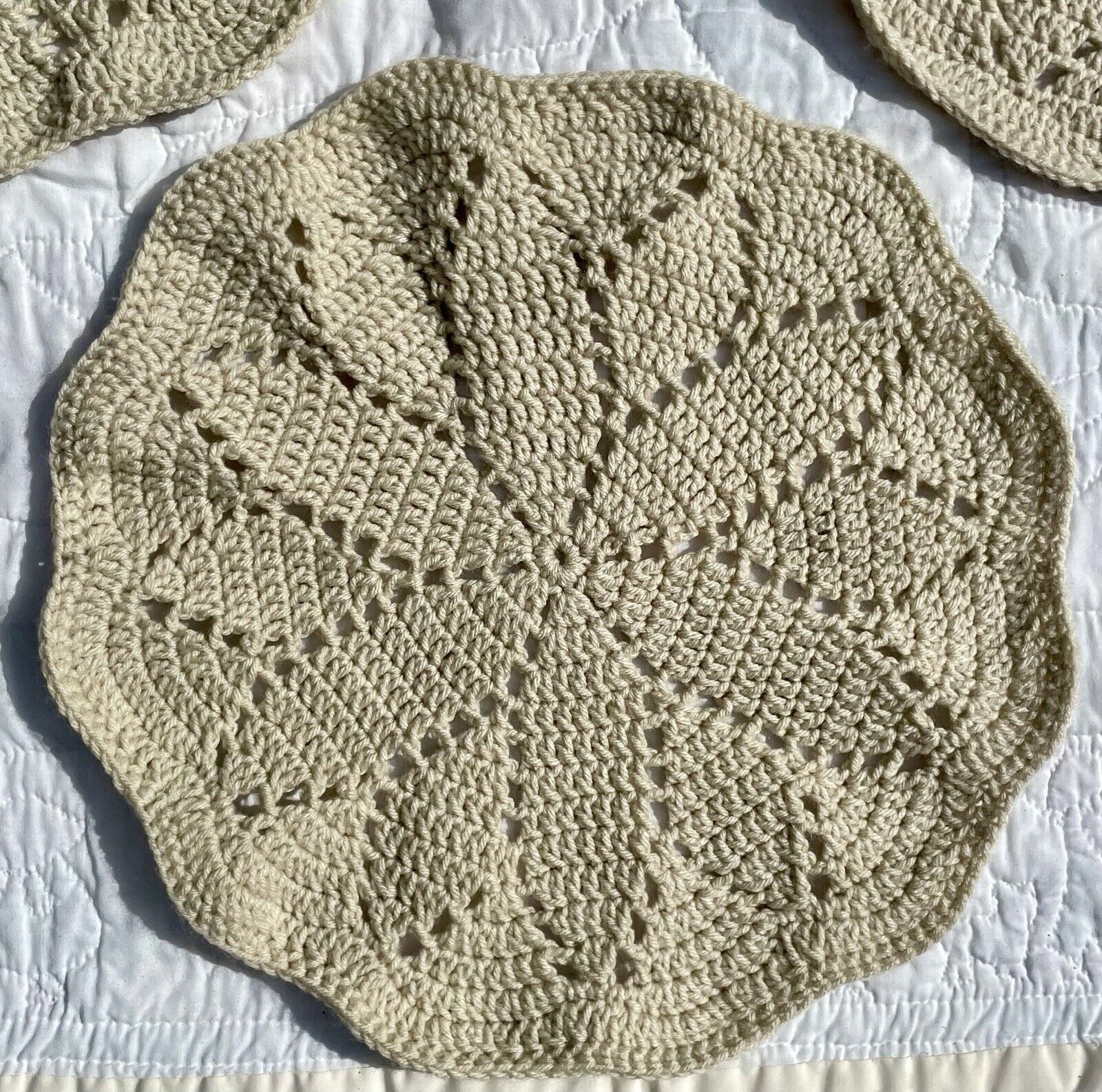 Set Of 6 Vintage Off White/beige Crocheted Placemats