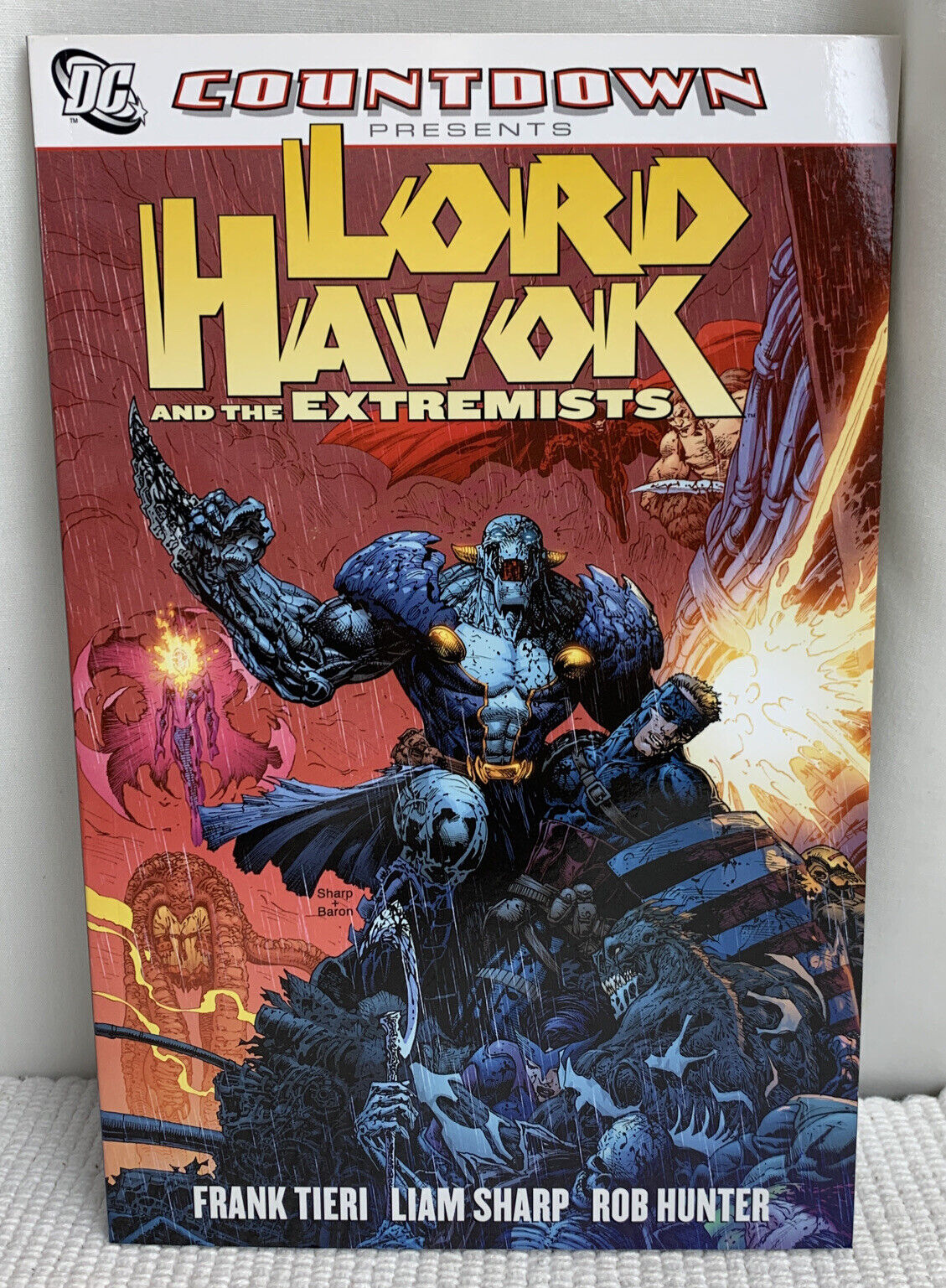 Lord Havok and the Extremists by Frank Tieri  2008 Trade Paperback