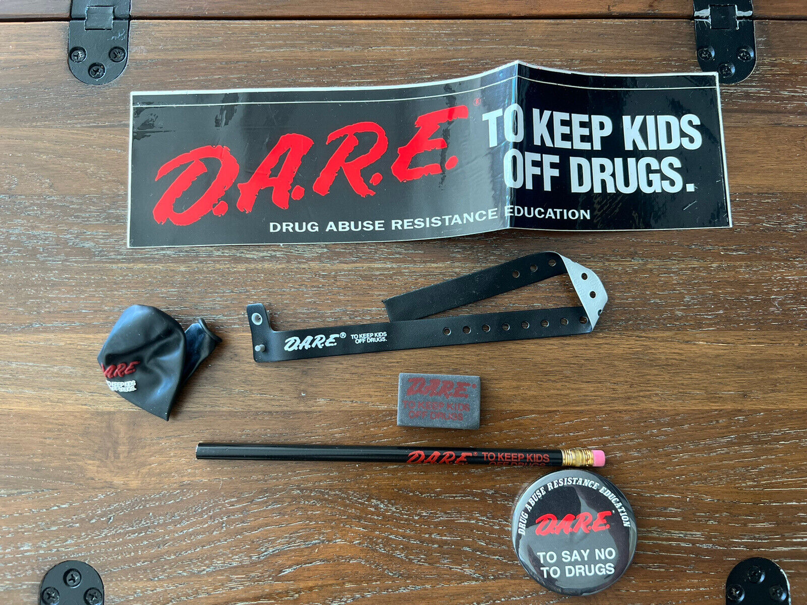 D.A.R.E Vintage School Kit