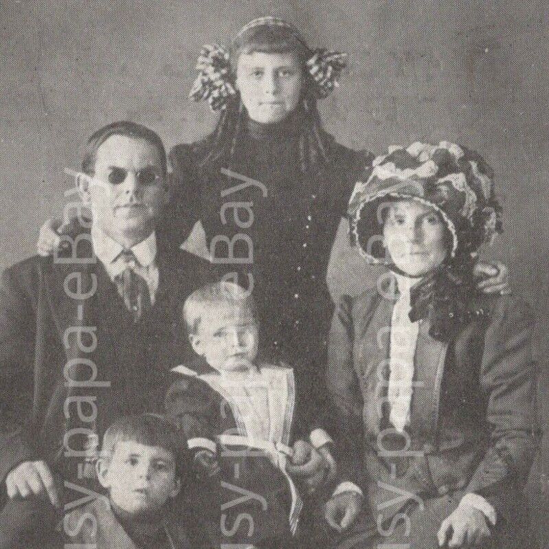 1900s L M Folk Blind Family Donation Support Patronage Postcard Souvenir Card