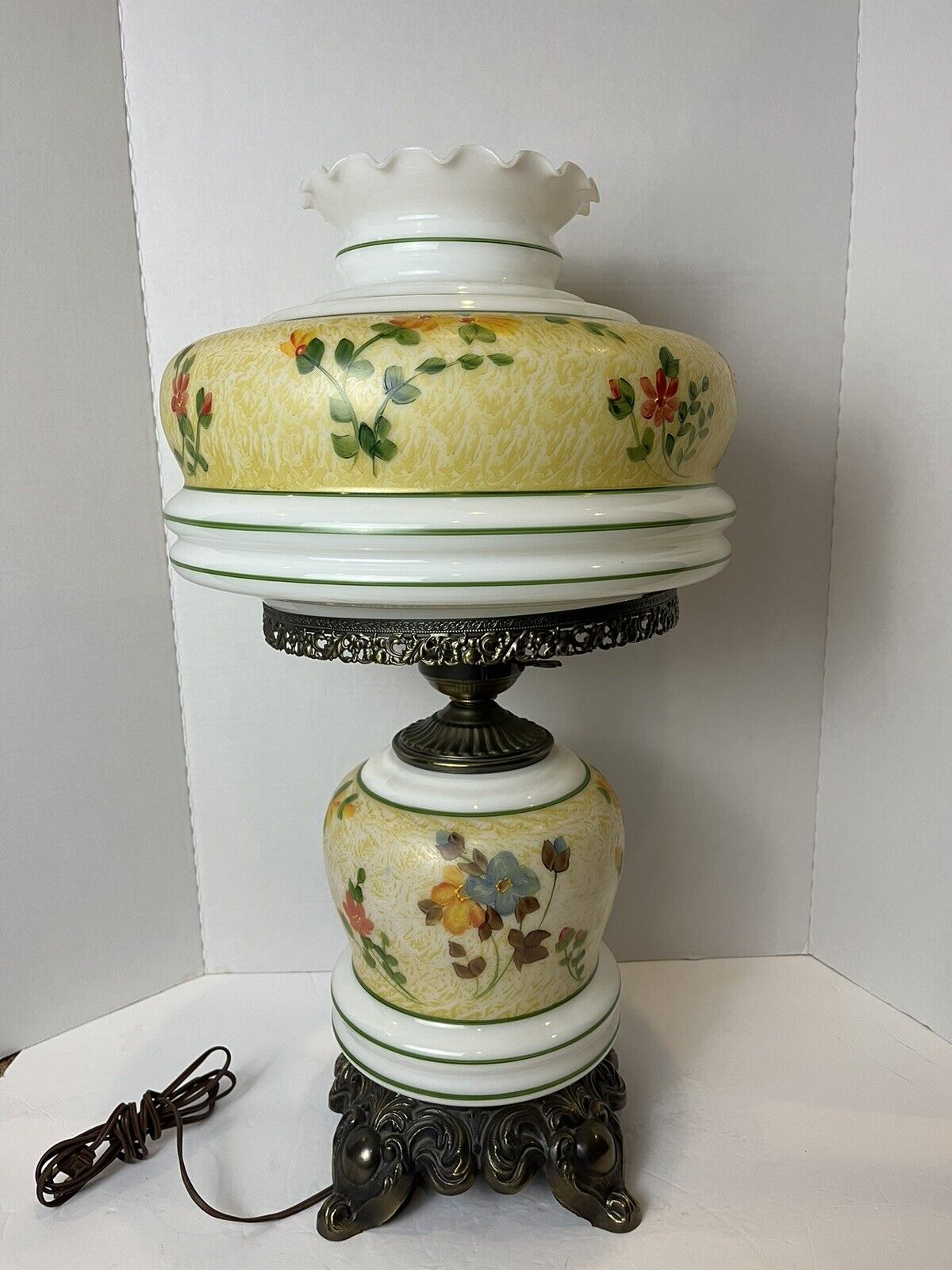 Falkenstein 7395 Vintage GWTW Hurricane Table Lamp Floral 25” Hand Painted
