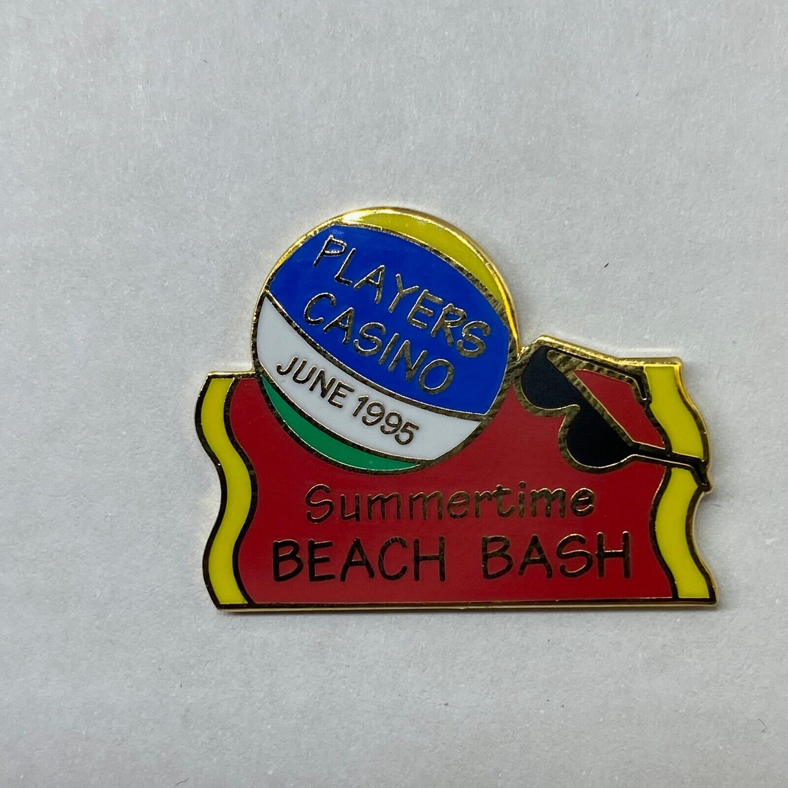 Vintage Players Casino Summertime Beach Bash 1995 Pinnacle Designs Button Pin