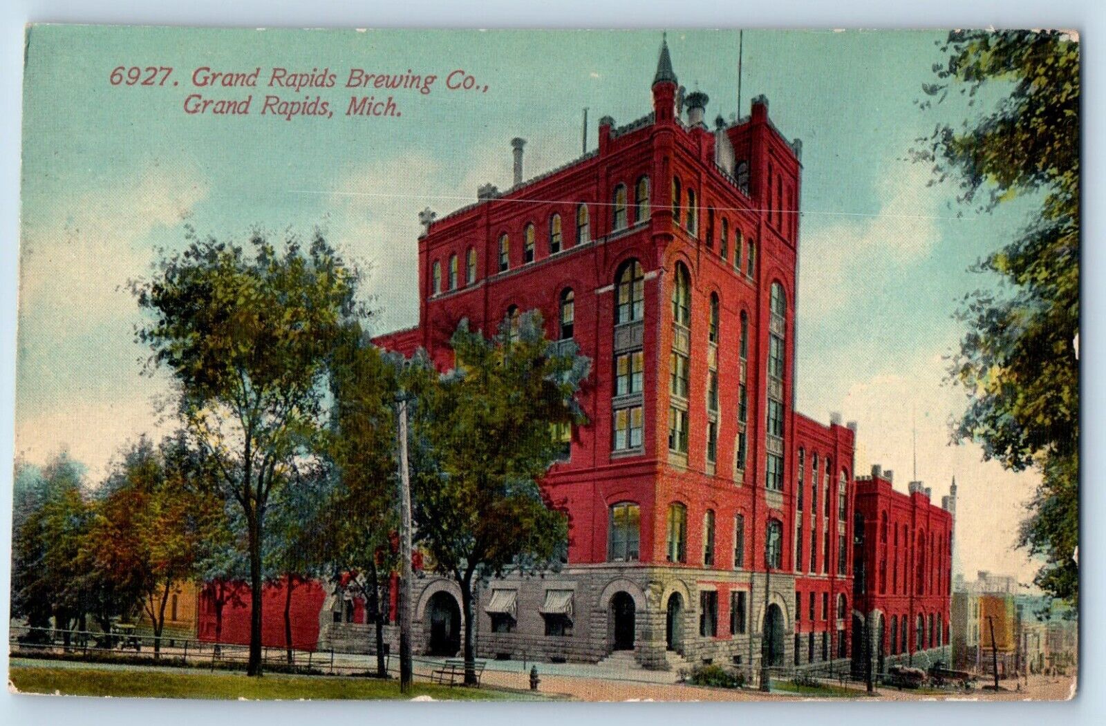 Grand Rapids Michigan MI Postcard Grand Rapids Brewing Co. Building 1912 Antique