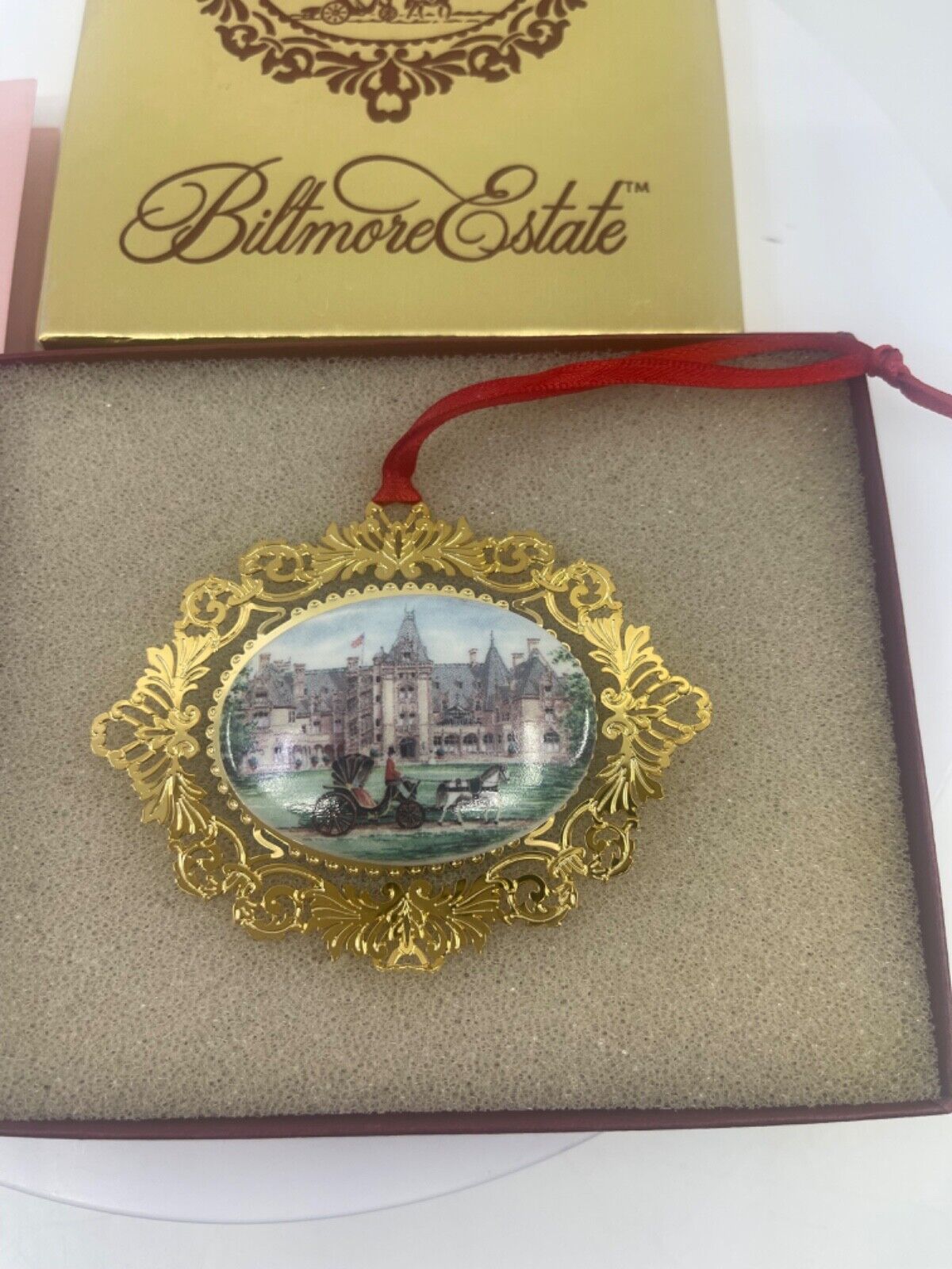 Cameo Collection Biltmore Estate Christmas Ornament 24K Gold Finish Porcelain