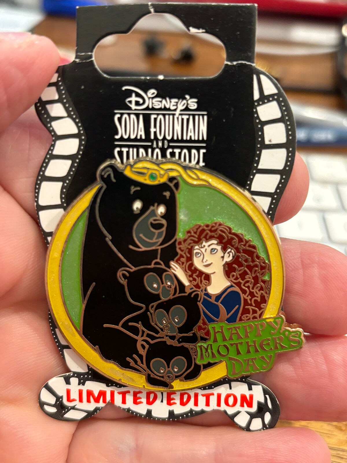 Disney Studio Store Hollywood - DSSH - Happy Mother's Day Pin Brave