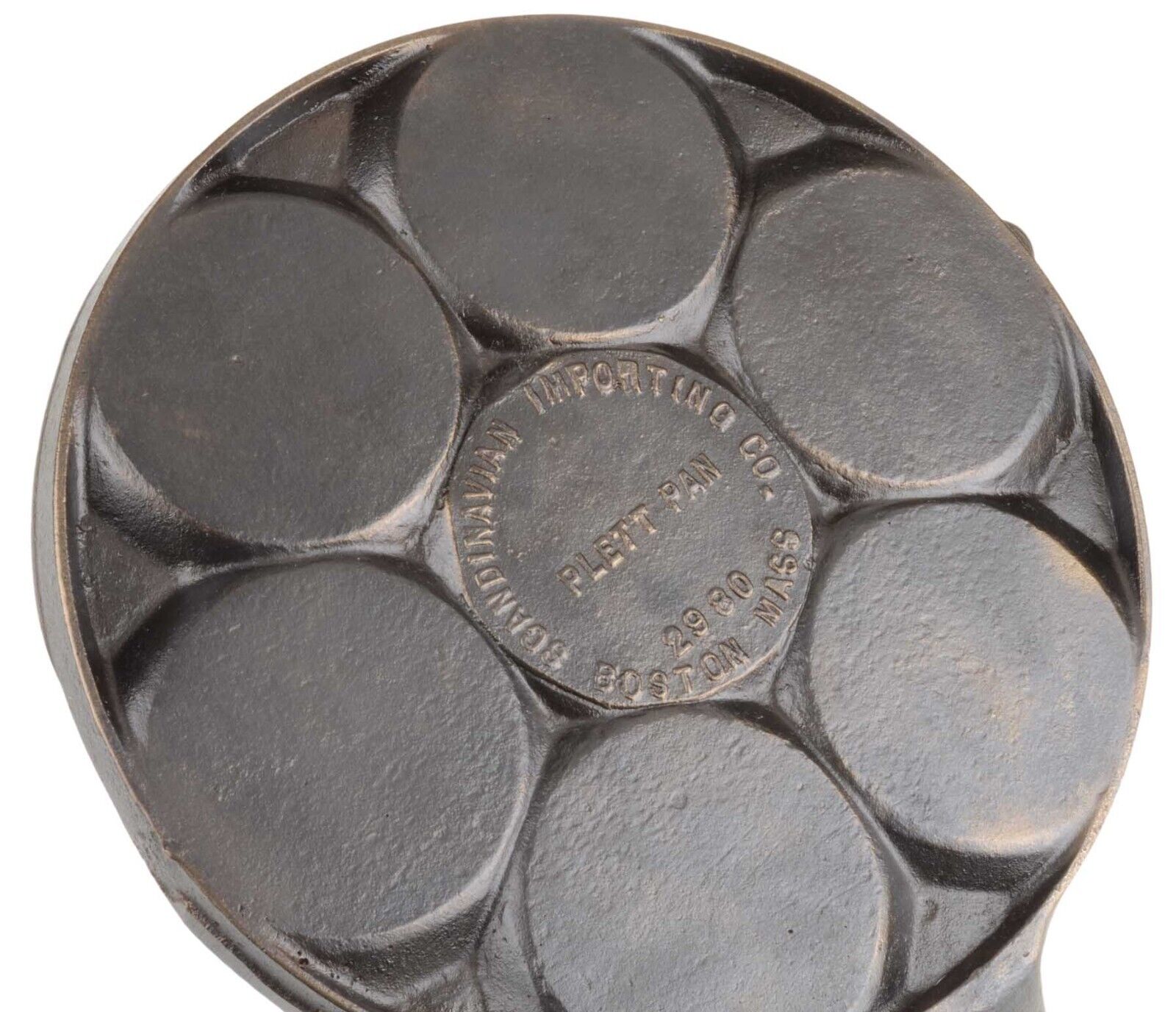 Vintage Auth Griswold No 34 (2980) Scandinavian Imports Cast Iron Plett Pan