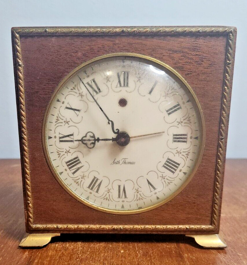 Seth Thomas Vintage 1950's Electric Alarm Clock Poise E861-000 - WORKS