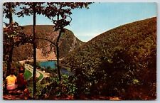 Postcard The Delaware Water Gap New Jersey And Pennsylvania Posted 1972 picture