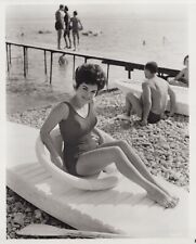 Connie Francis (1960s) 🎬⭐ Leggy Cheesecake Swimsuit - Vintage Photo K 181 picture