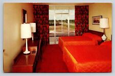 OH Hudson Ohio Yankee Clipper Inn Hotel Interior View Vintage Postcard picture