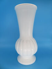 VINTAGE BELIEVED TO BE RANDALL MILK GLASS FEATHER WHEAT FLOWER VASE picture