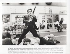 Al Pacino holds up machine gun 1995 movie Heat 8x10 inch photo picture