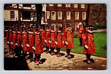 London England, Yeomen, Warders In Full State Dress, Tower, Vintage Postcard picture