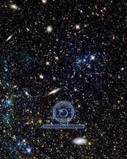 HUBBLE INFRARED VIEW OF DWARF GALAXY IC 1613 HALO AND BACKGROUND GALA 8X10 PHOTO picture