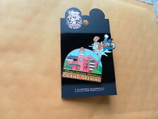 Disney Vacation Club DVC Saratoga Springs Resort Angry Donald Duck Pin picture