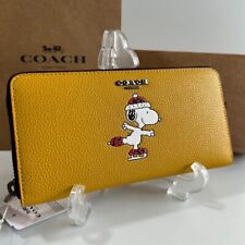 CE715 COACH  PEANUTS Snoopy Skate Zip Around Accordion Wallet Yellow CE715 picture