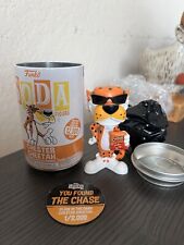 CHASE LIMITED EDITION GLOW Chester Cheetah w/ Cheetos Funko Soda Ad Icons GITD picture