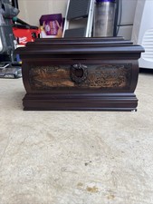 Chinese Wooden Box with Traditional Set – Coins, picture